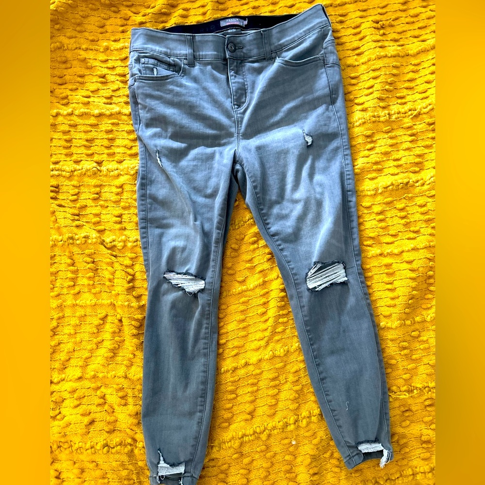 NOT FOR SALE Gray Torrid Bombshell Skinny jeans 14R